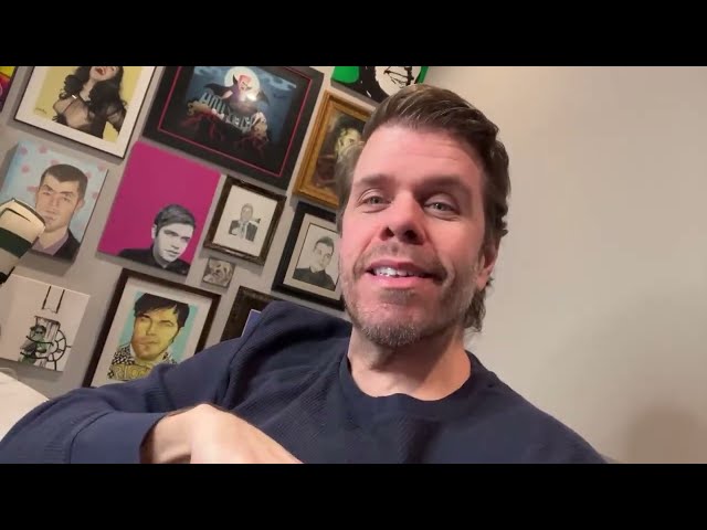 3 Hot Topics And 1 EXCLUSIVE! | The Perez Hilton Show