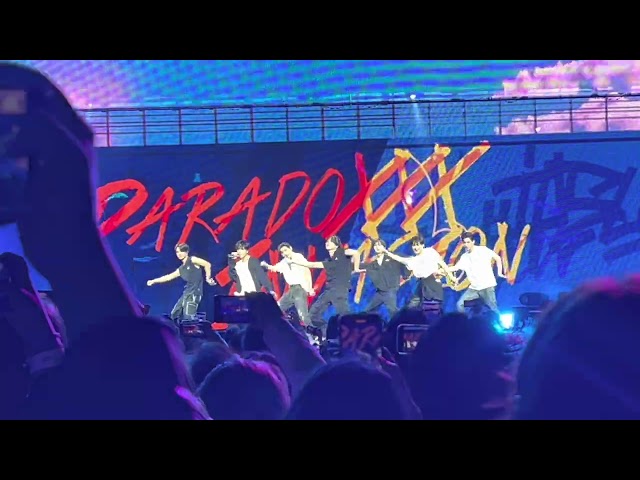 Enhypen-ParadoXXX Invasion. Manifesto World Tour in New York on 10/15/22. #Enhypen #KPop.