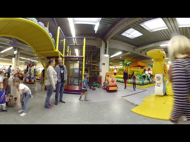 VR 360° Video Farbie IndoorSpielplatz Wien / SCS