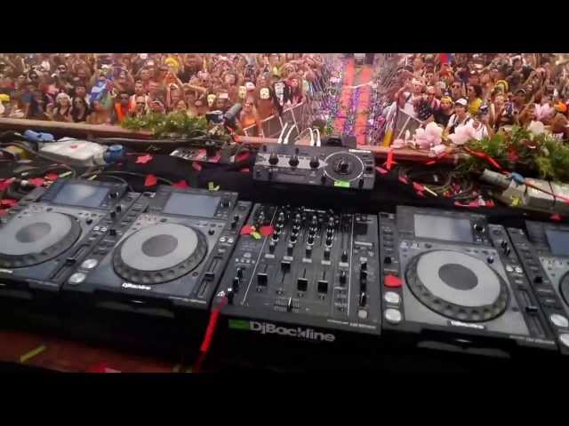 nicky romero google glass at tomorrow world