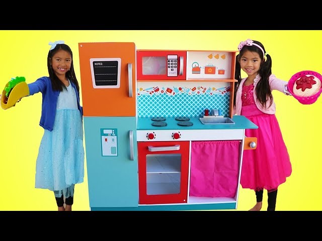 Wendy & Emma Pretend Play w/ Giant Kitchen Cooking Toy Compilation