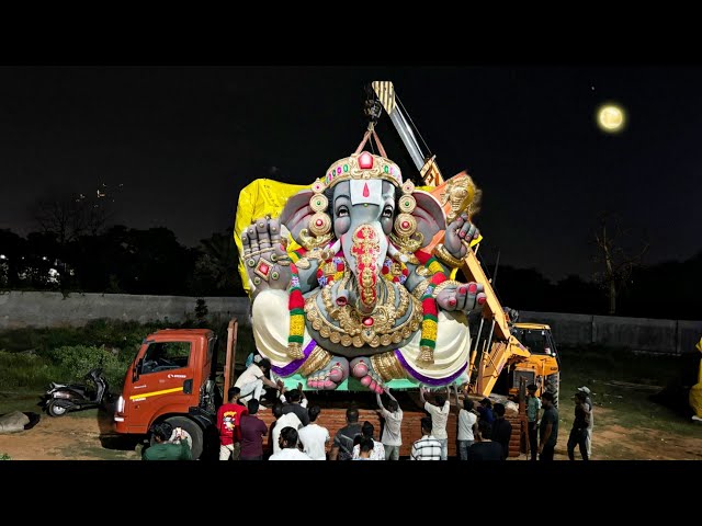 Sri Venkateshwara Swamy Avathar Big Ganesh Aagman😱 || Ganesh Singh Ganesh Aagman 2024 in Hyderabad