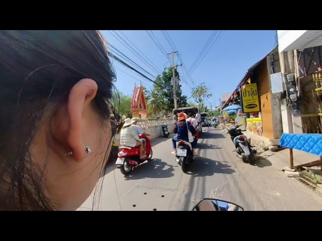 MOTORCYCLING AROUND KO LAN ISLAND THAILAND!! (3D VR180)