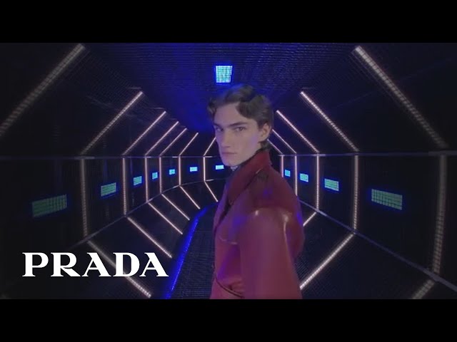 A 360° experience into Prada FW22 Menswear Collection