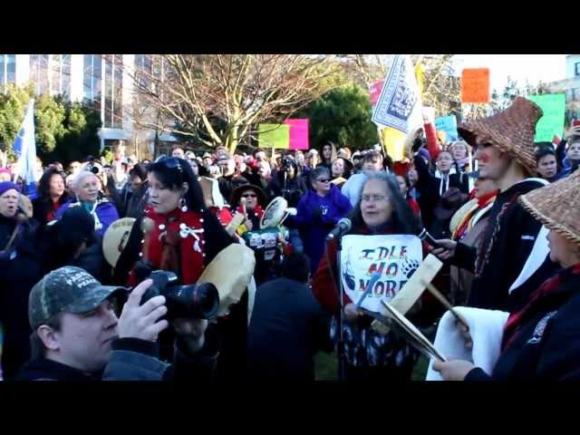 #IdleNoMore - NEC March and Rally - #Vancouver City Hall #J11 - Women's Warrior Song