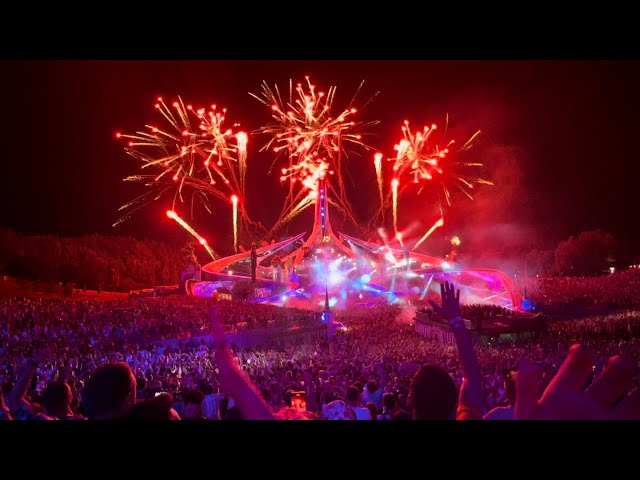 Tomorrowland 2022 - Zombie ft. Mammoth (Dimitri Vegas & Like Mike Mashup) FIREWORKS