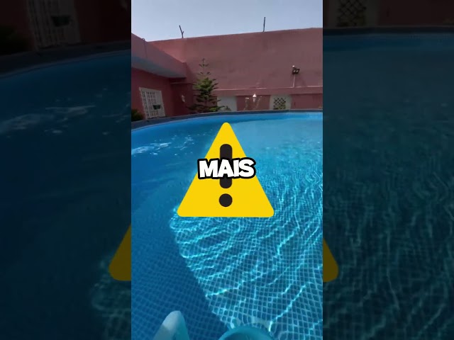 NUNCA ENTRE NESSA PISCINA! 😨🏊🏻 #shorts #youtube #youtubeshorts