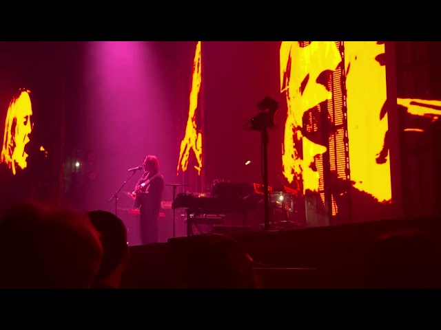 Thom Yorke - Weird Fishes (Auckland, New Zealand 2nd night 26 October 2024)