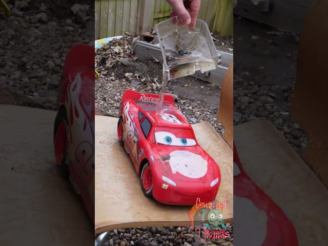 SMALL vs BIG Scary Lightning McQueen Cars