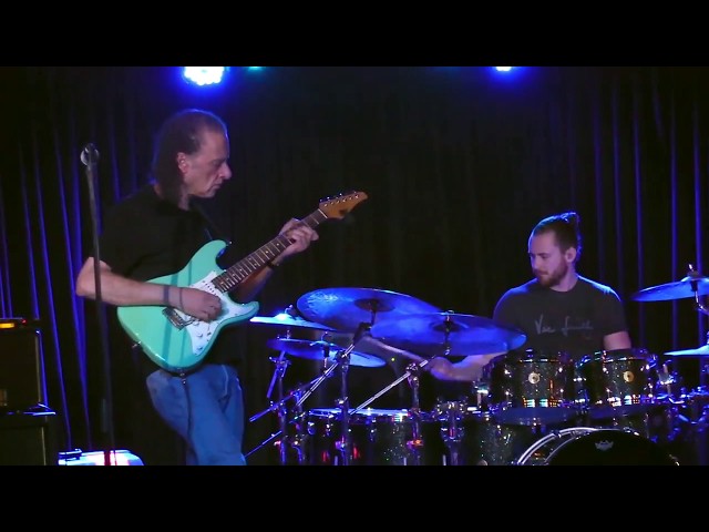 Scott Henderson Trio - Calhoun - Live