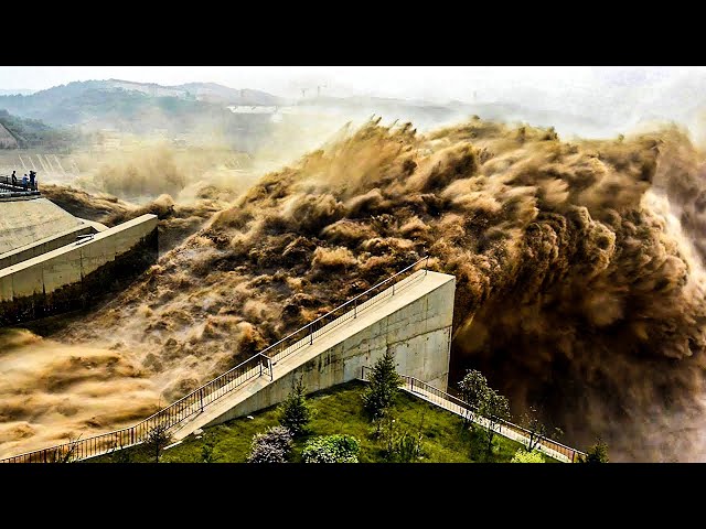 15 Massive Dam Failures