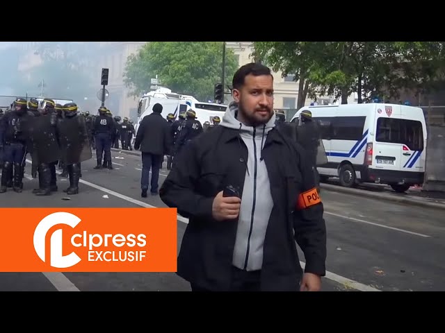 Alexandre Benalla avec un brassard "police"  (1er Mai 2018, Paris)