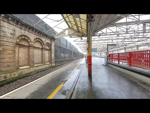 Pendolino Avanti train departing from platform 1 at Crewe on 2021-08-21 at 1132 in VR180