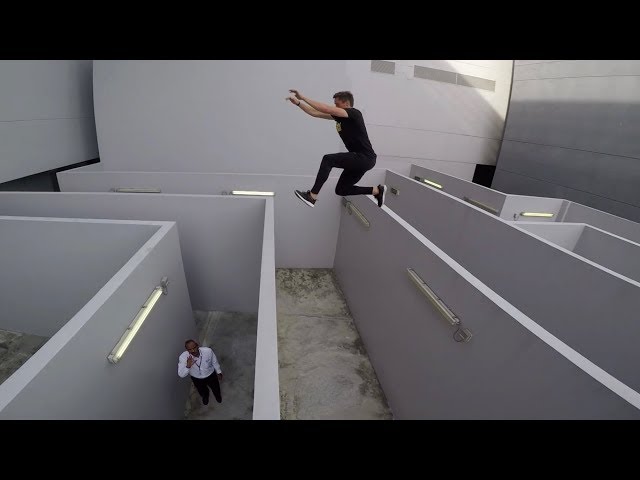 ROOFTOP MAZE -  Singapore Parkour 🇸🇬