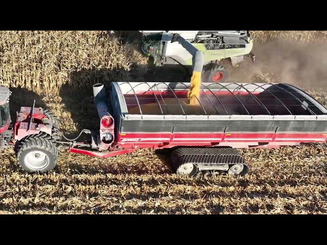 CANADIAN FARMER - BIG GUNS and their BIG BRENT Grain Carts  Largest grain carts available in Canada