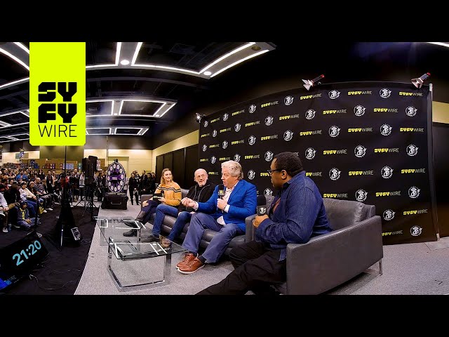 VR180 | Back To The Future’s Christopher Lloyd And Tom Wilson In 180° | ECCC 2018 | SYFY WIRE