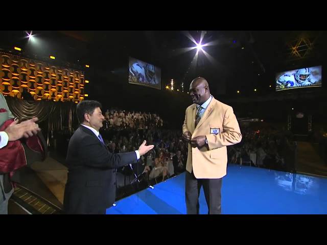 Charles Haley Puts on Gold Jacket for First Time