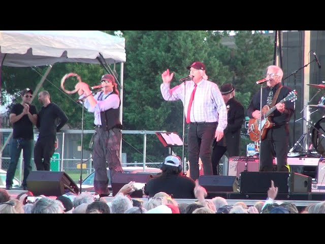 PSVR 3D THE COWSILLS "HAIR" Kentucky State Fair 2024