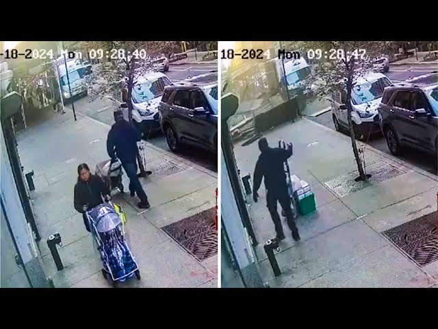 El momento en que un andamio cae encima de peatones en Manhattan