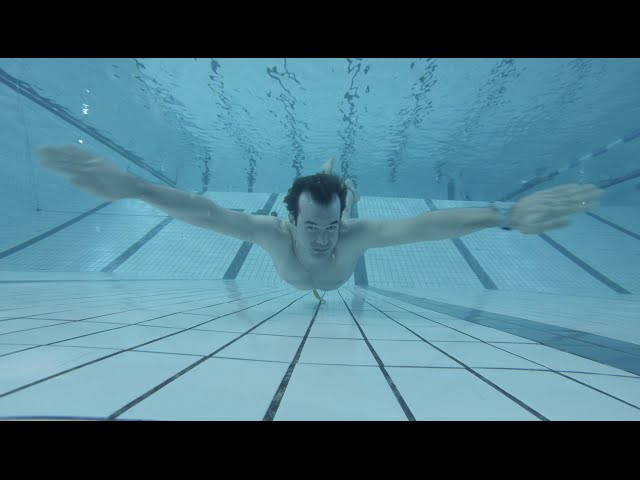 How to swim to the bottom of the pool (dive deeper underwater)