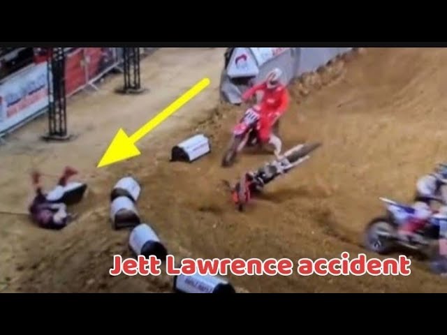 Jett Lawrence Collides with a Backmarker and Crashes Hard | Jett Lawrence accident