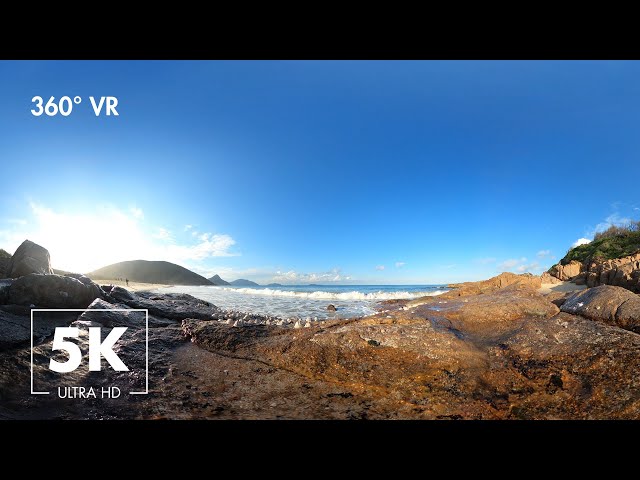 Virtual Nature 360° VR - Immersive Beach With Gentle Waves - 5K Ultra HD