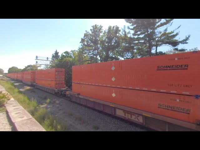 BN 4175 East Intermodal (Schneider Special) - Rochelle 2109 in 360° VR