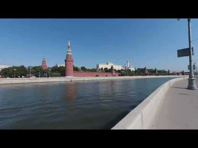 Russia - Moscow - Moskva River/Kremlin 01 (VR180 SHORT)