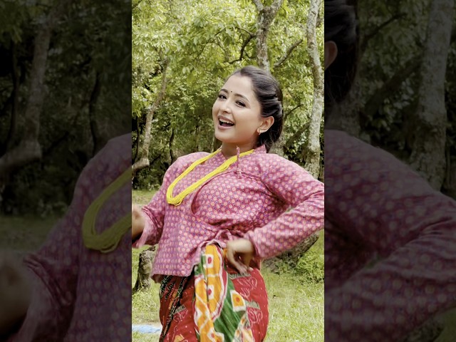 Aauthyo Dashain - Hemant Sharma, Melina Rai, Rajani Gurung, Dona Thapa, Lalana, Alish - Dashain Song