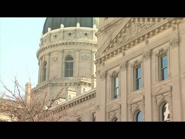 Matt Commons sworn into office