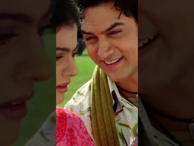 drop a ❤️ if you still hum this when you see them #chandsifarish #fanaa #aamirkhan #kajol #yrfshorts