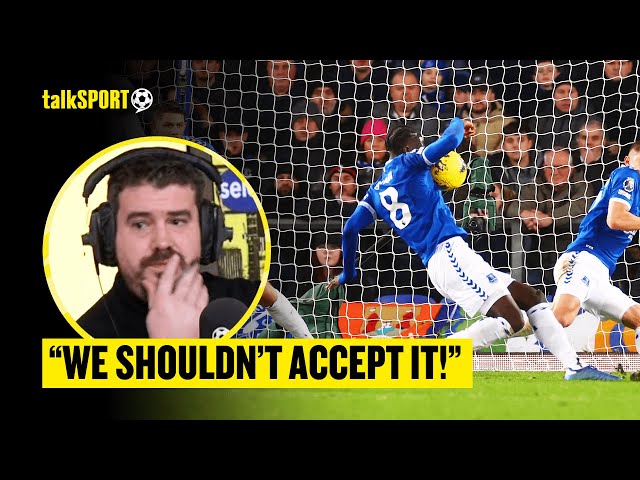 Alex Crook REACTS To Amadou Onana's Handball & SLAMS The Decision To Give Man City A Penalty 🔥