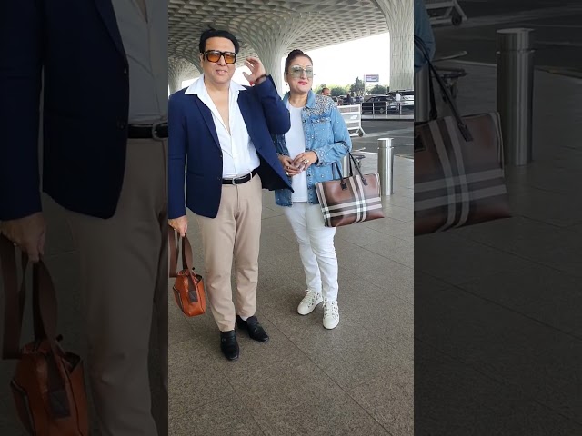 Govinda along with his wife Sunita Ahuja clicked at the airport | Govinda With Family | Govida |