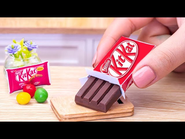 Amazing KitKat Cake | Delicious Miniature Rainbow KitKat Chocolate Cake Decorating Recipes