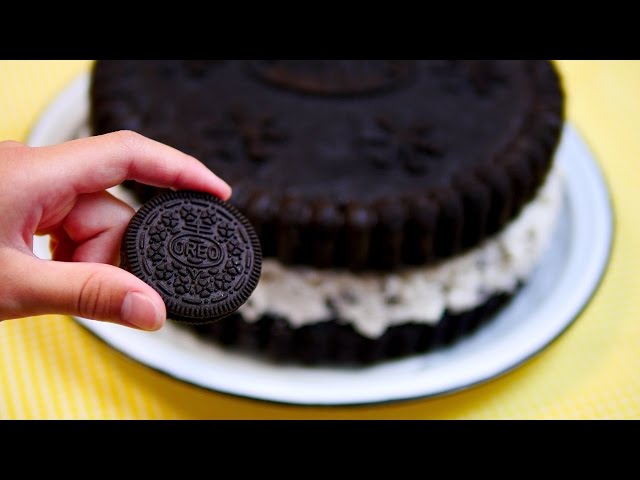 How to make a Giant Oreo Cake!