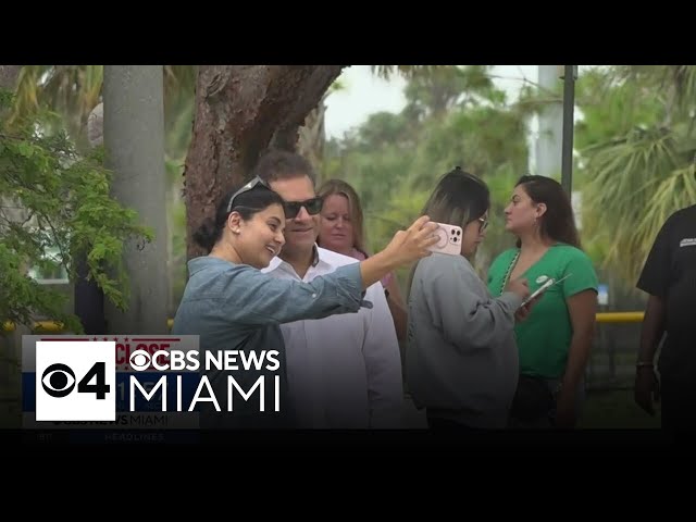 Broward voters cast ballots at precincts