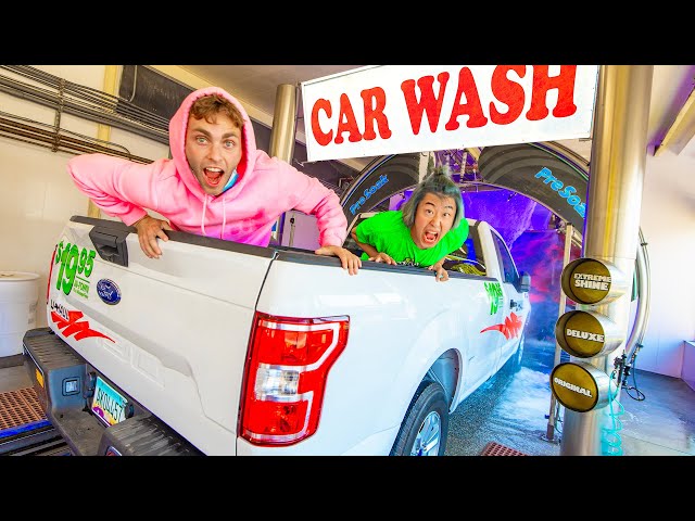 DRIVING MY FRIENDS THRU A CAR WASH PRANK!! (Gone Wrong)