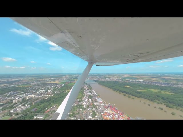 A 180° 3D VR Flight over Cologne, Germany