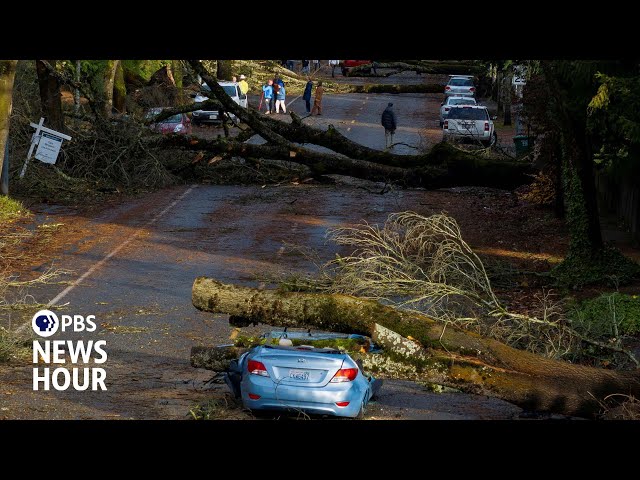 News Wrap: Pacific Northwest cleaning up after 'bomb cyclone'