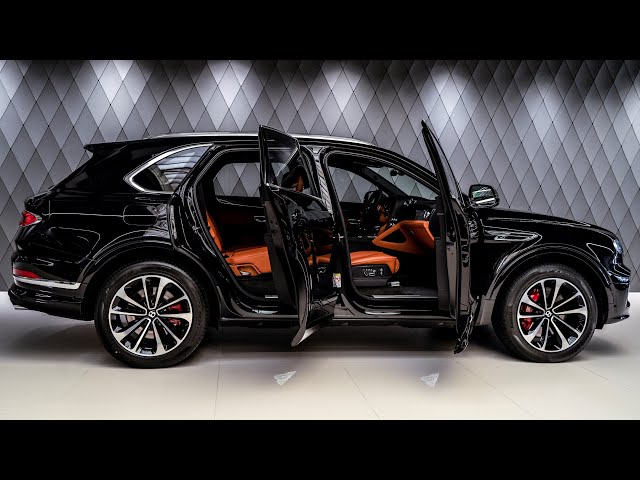 2024 Black Bentley Bentayga V8 - Luxury SUV in Detail