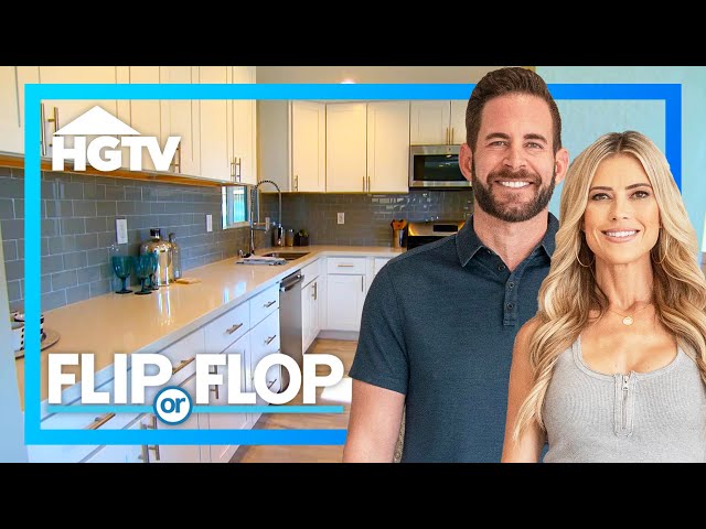 RISKY Sight Unseen House Flip | Flip or Flop | HGTV