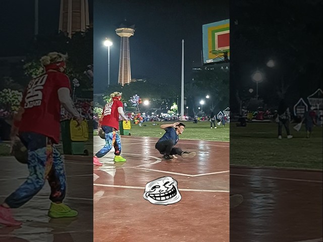 Ankle Breakers Street Basketball🔥🏀 (Red Headband) || Shorts #redheadband #streetball #basket #shorts