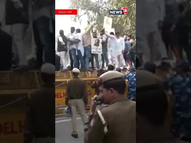 BJP Stages Protest Near Arvind Kejriwal's Residence Over 'Sheesh Mahal' Row | News18 | N18S