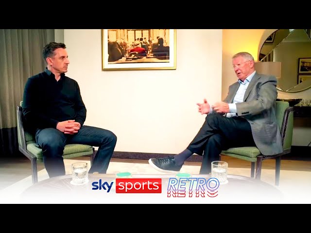 Gary Neville interviews Sir Alex Ferguson 🎙️