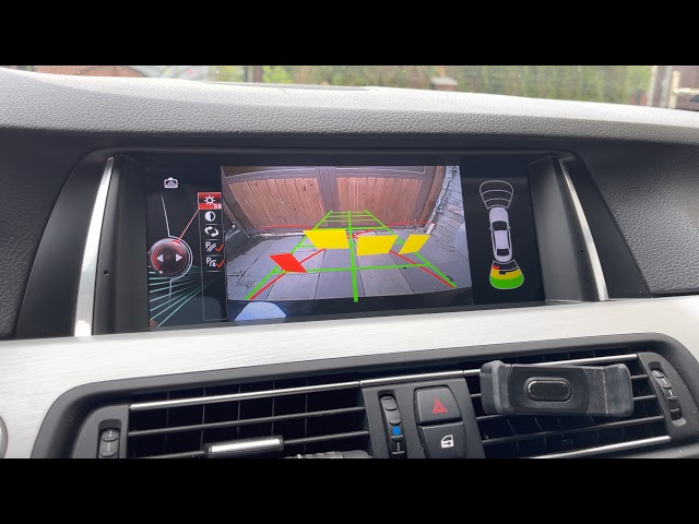 PremiumRetrofit F10 aftermarket Carplay display with HD rear view camera