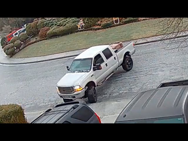 Winter Fails | Icy Conditions (Idiots in Cars Compilation 32)