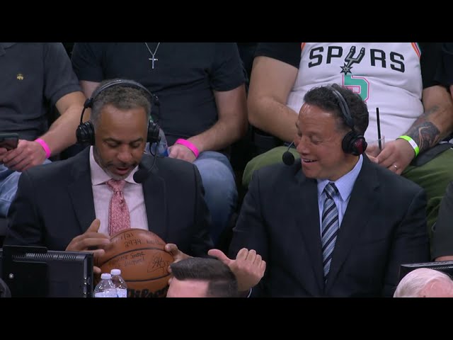 Dell Curry Still Has Steph's Signed Game Ball in Charlotte ❤