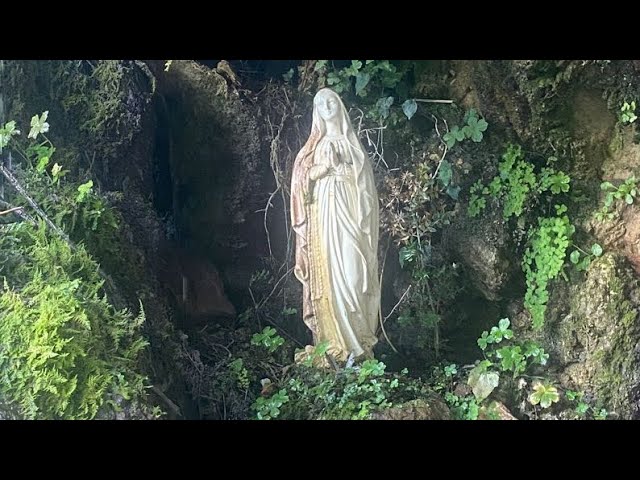 Sicilia, Cascata del Catafurco, il luogo della recente apparizione della Madonna delle lacrime