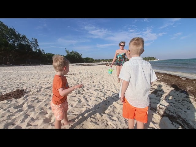 Family day at the beach in 8k vr180