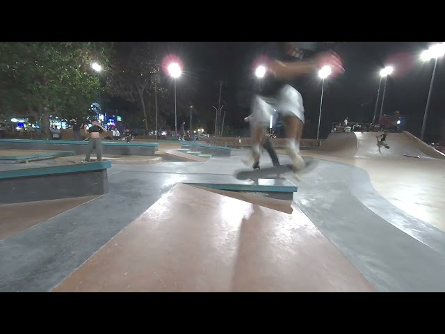 vr 180 video Kuta beach skatepark hard flip